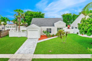 8379 Dynasty Drive, Boca Raton