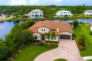 3010 Nw Radcliffe Way, Palm City