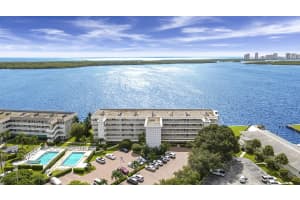 60 Yacht Club Drive 202, North Palm Beach