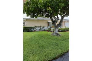 3351 Eiffel Drive, West Palm Beach