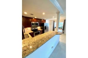 227 Castlewood Drive 106, North Palm Beach