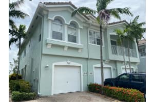 3131 Laurel Ridge Circle, Riviera Beach