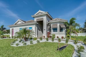 9379 Orchid Cove Circle, Vero Beach