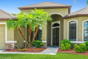 4651 Ashley Lake Circle, Vero Beach