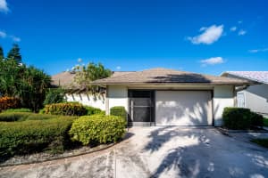 7160 Se Bunker Hill Court, Hobe Sound
