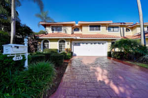 747 Villa Portofino Circle, Deerfield Beach