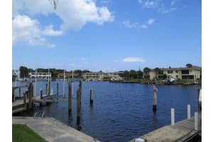 312 Lake Circle 108, North Palm Beach