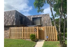 1634 Forest Lakes Circle B, West Palm Beach