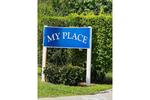 1852 My Place, West Palm Beach