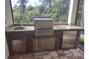 2552 Nw Crystal Lake Drive, Jensen Beach