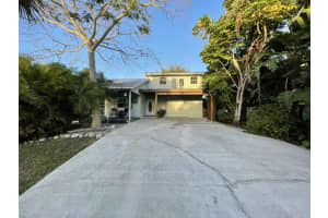 3890 Ne Cheri Drive, Jensen Beach