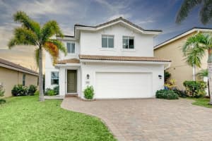 2665 Sw Gallery Circle, Palm City