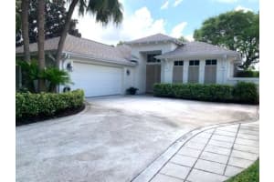 757 Hampton Woods Lane Sw, Vero Beach