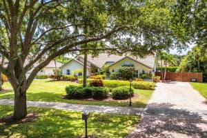 2220 Rabbit Hollowe Circle, Delray Beach
