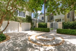2698 Sheltingham Drive
