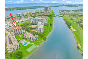 370 Golfview Road 203, North Palm Beach