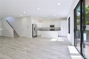 20916 Nw 1st Drive, Pembroke Pines