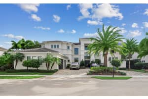 2704 Nw 75 Street