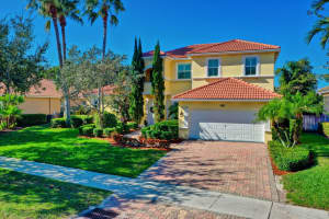 107 Magnolia Way, Tequesta