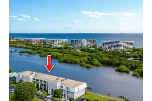 2165 Ibis Isle Road 14, Palm Beach