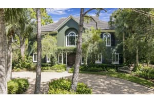7186 Se Golfhouse Drive, Hobe Sound
