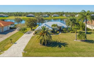 1566 Eagles Circle, Sebastian