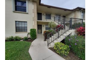 1101 Pinecrest Circle E, Jupiter