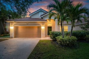 1153 Canoe Point