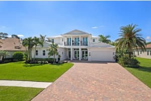 13305 Nw Baywood Place, Palm City