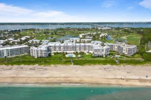 544 Ne Plantation Road 4708, Stuart