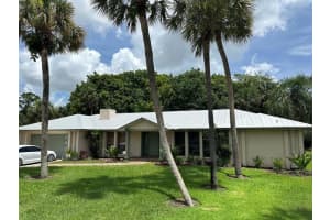 2609 Hope Lane W, Palm Beach Gardens