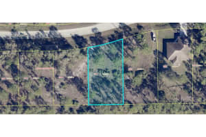 1048 Candlelight Drive, Lehigh Acres