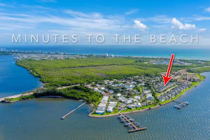 4049 Ne Moon River Circle, Jensen Beach