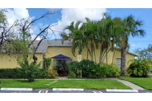 214 Sparrow Drive 4, Royal Palm Beach