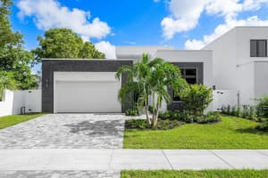 695 Kingsbridge Street, Boca Raton