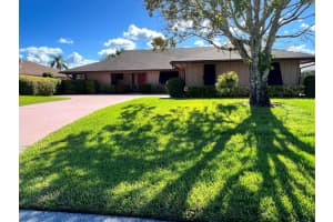 7094 Se Bunker Hill Drive, Hobe Sound