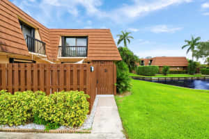 825 Center Street 43b, Jupiter