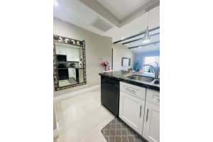 9845 Three Lakes Circle Circle 1-g, Boca Raton