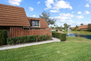 825 Center Street 6b, Jupiter