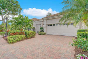 151 Coral Cay Drive, Palm Beach Gardens