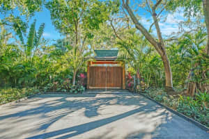 250 Essex Lane, West Palm Beach