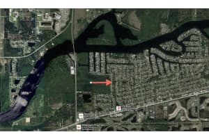 2314 Davis Boulevard, Fort Myers