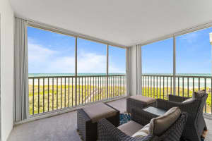 529 Ne Plantation Road 307, Stuart