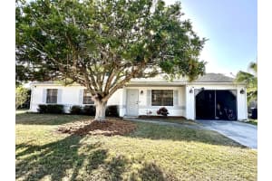 1532 Se Belcrest Street, Port St. Lucie, Fl 34952, Port St Lucie