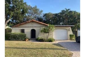 2042 S Waterway Drive, North Palm Beach