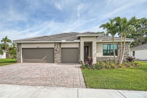 1440 Sw Lago Circle, Palm City
