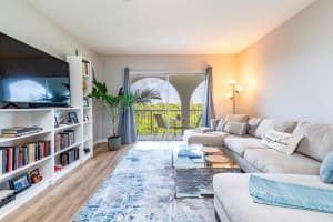 250 Ne 20th Street Ne 5230, Boca Raton