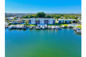 312 Northlake Drive 104, North Palm Beach