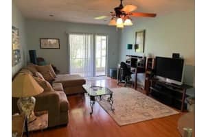 1913 Sw Palm City Road, Stuart