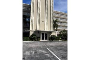 36 Yacht Club Drive 302, North Palm Beach 36 Yacht Club Drive 302, North Palm Beach